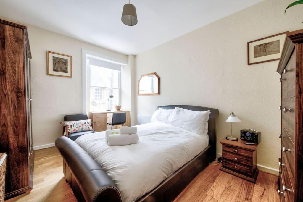 Charm & Character On Historic Rose Street Apartment EDI Exterior photo