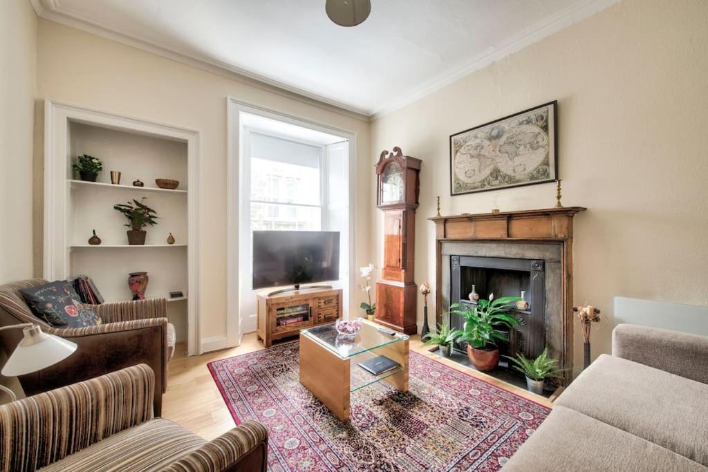 Charm & Character On Historic Rose Street Apartment EDI Exterior photo